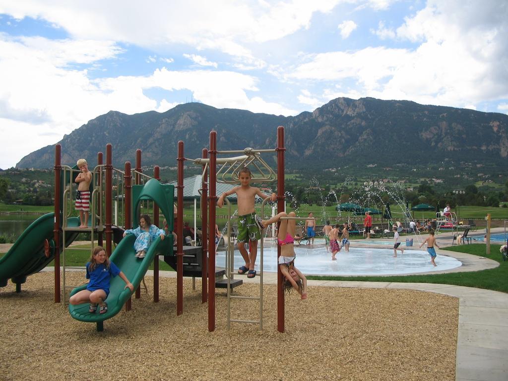 Cheyenne Mountain Resort, A Destination By Hyatt Hotels Colorado Springs Exterior photo